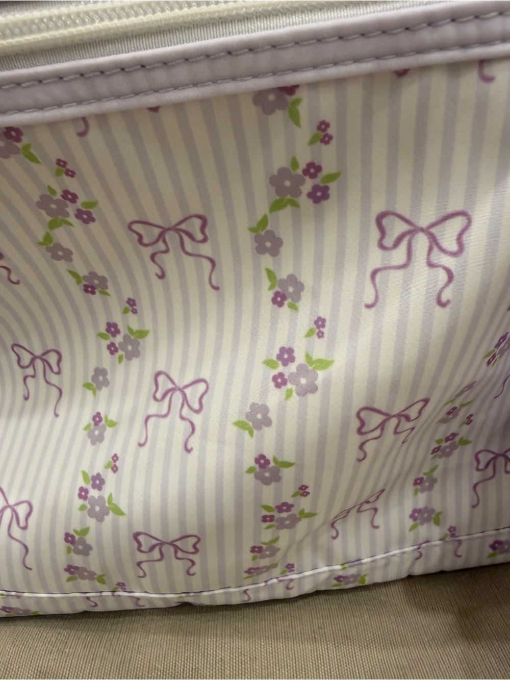 RARE & hard find Madden Girl Purple Bow Striped/Ditsy Dome Backpack with/ Charms - Picture 3 of 10